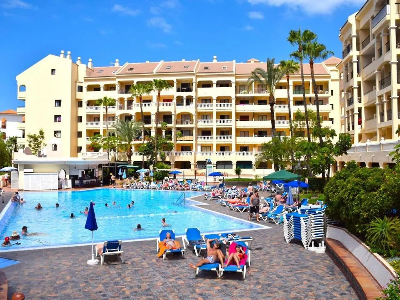 Apartamento Castle Harbour Duplex - Pool & Sea Views C116 Los Cristianos  España